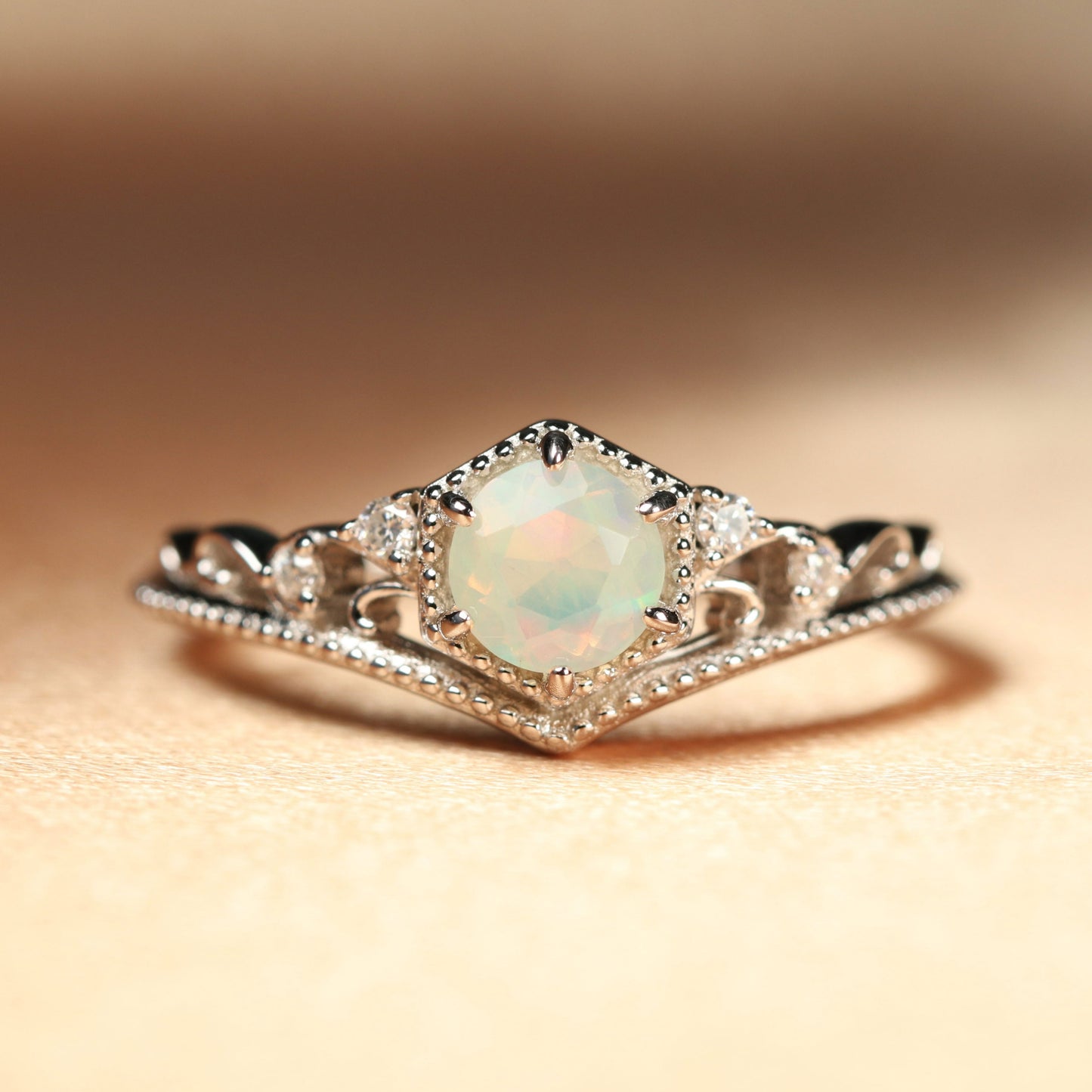Vintage 0.55 carat Round cut Fire Opal Milgrain Filigree Engagement Ring in Gold.