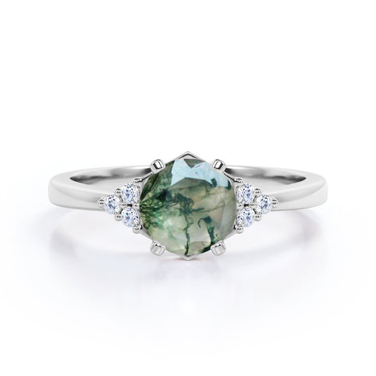 Tapered 7 stones 1.1 carat Round cut Moss Green Agate and diamond engagement ring in White gold