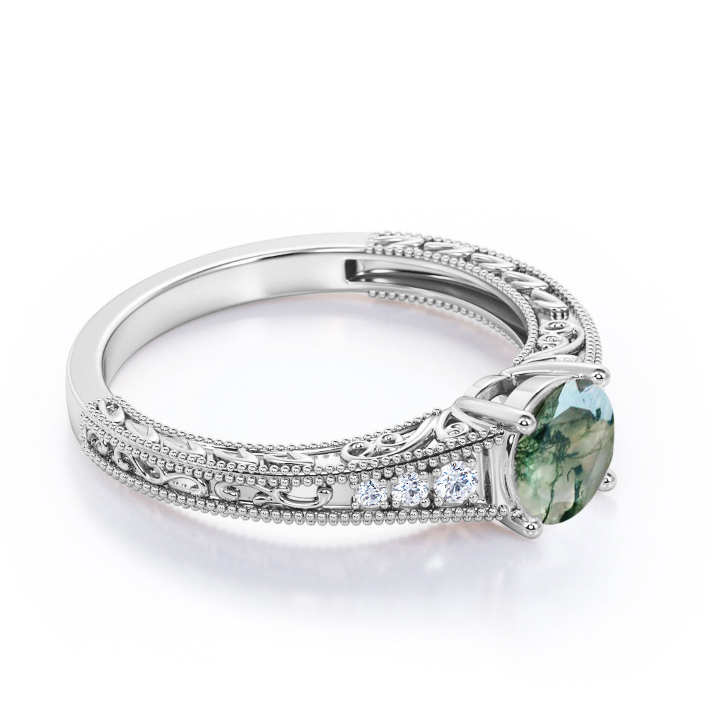 Art deco filigree 1.25 carat Round cut Moss Agate and diamond antique vintage engagement ring in White gold